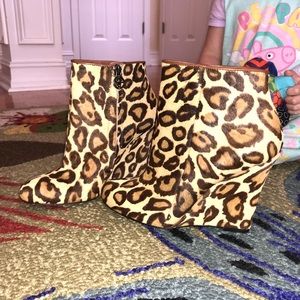 Sam Edelman leopard “Wilma” booties, size 7.5